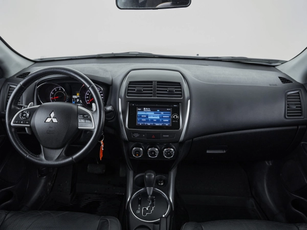 Mitsubishi ASX, I Рестайлинг фото №8