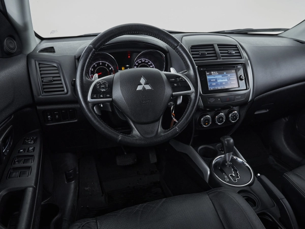 Mitsubishi ASX, I Рестайлинг фото №9