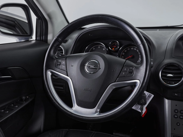 Opel Antara, I Рестайлинг фото №11
