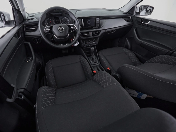Skoda Rapid, II фото №10