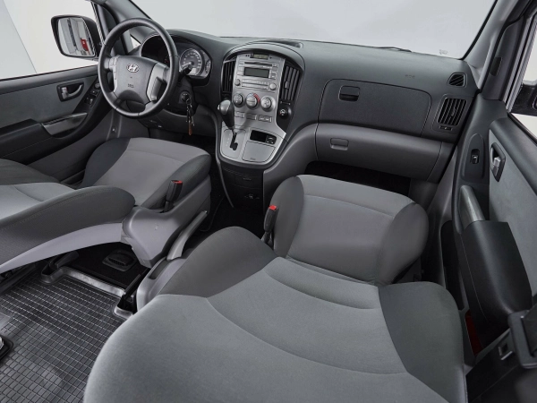 Hyundai H-1, II фото №10