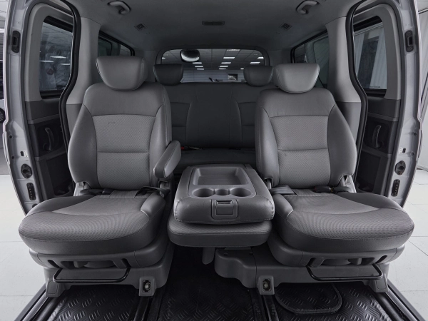 Hyundai Grand Starex, I фото №10