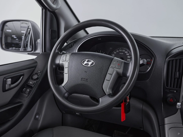 Hyundai Grand Starex, I фото №14