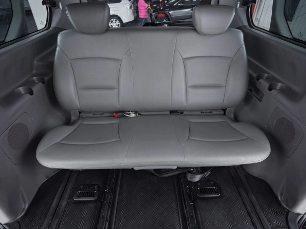 Hyundai Grand Starex, I фото №18
