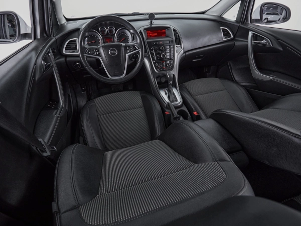 Opel Astra, J Рестайлинг фото №10