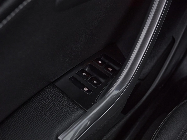 Opel Astra, J Рестайлинг фото №15
