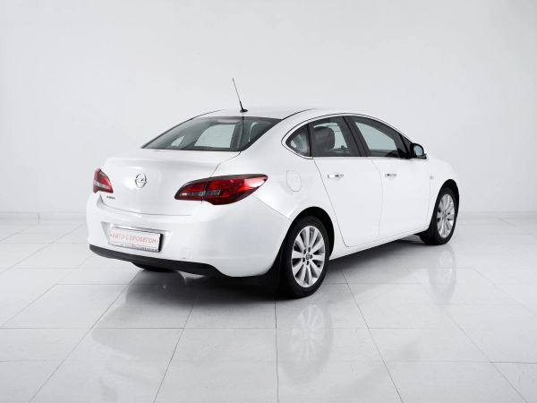 Opel Astra, J Рестайлинг фото №5