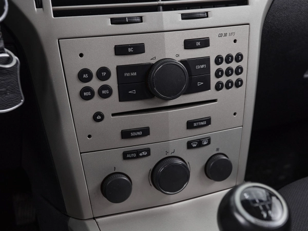 Opel Astra, H Рестайлинг фото №12