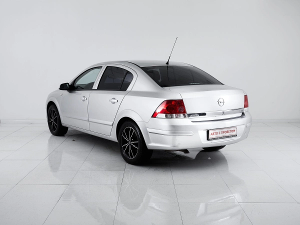 Opel Astra, H Рестайлинг фото №4