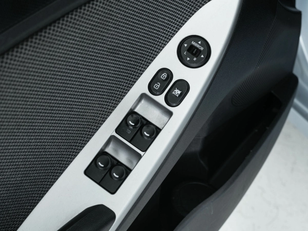 Hyundai Solaris, I фото №17