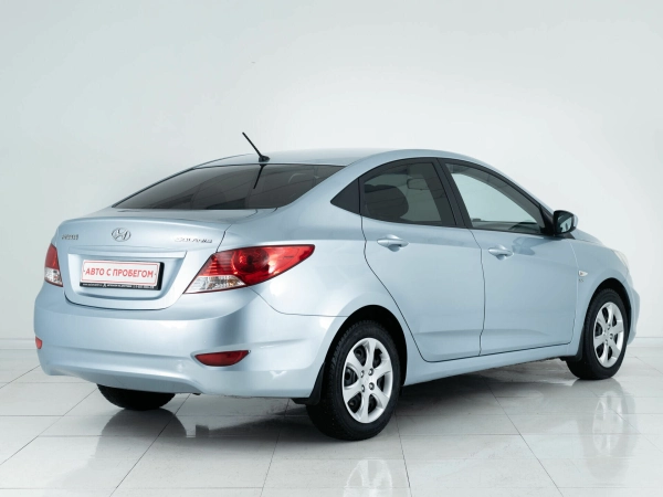 Hyundai Solaris, I фото №4