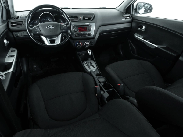 Kia Rio, III фото №9