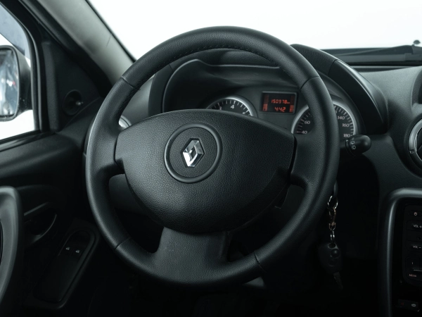 Renault Duster, I фото №14