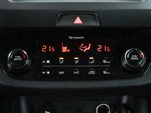 Kia Sportage, III фото №16