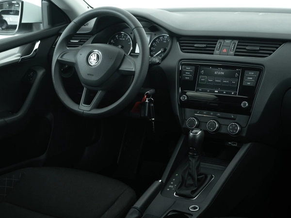Skoda Octavia, III (A7) Рестайлинг фото №16