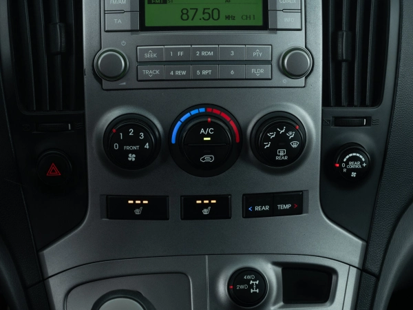 Hyundai Grand Starex, I фото №16