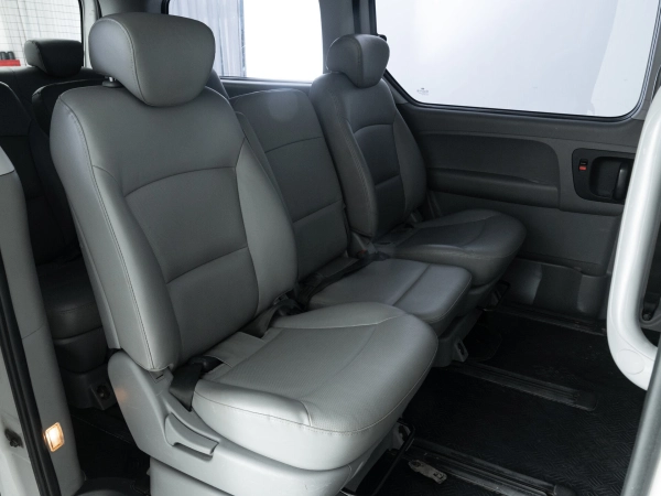 Hyundai Grand Starex, I фото №21