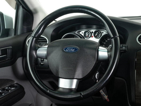 Ford Focus, II фото №12
