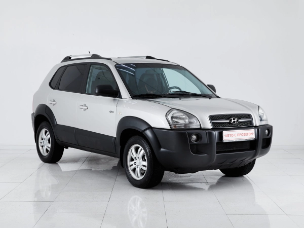 Hyundai Tucson, I фото №3