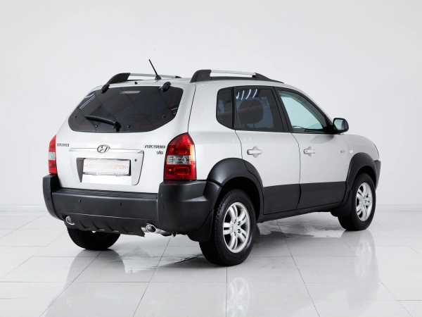 Hyundai Tucson, I фото №4