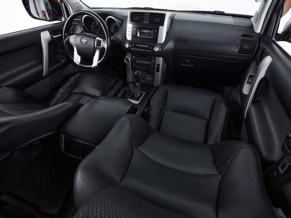 Toyota Land Cruiser Prado, 150 Series фото №10
