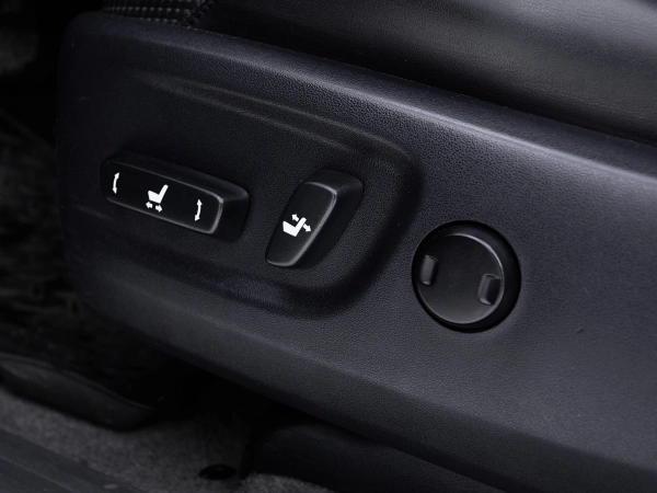Toyota Land Cruiser Prado, 150 Series фото №12