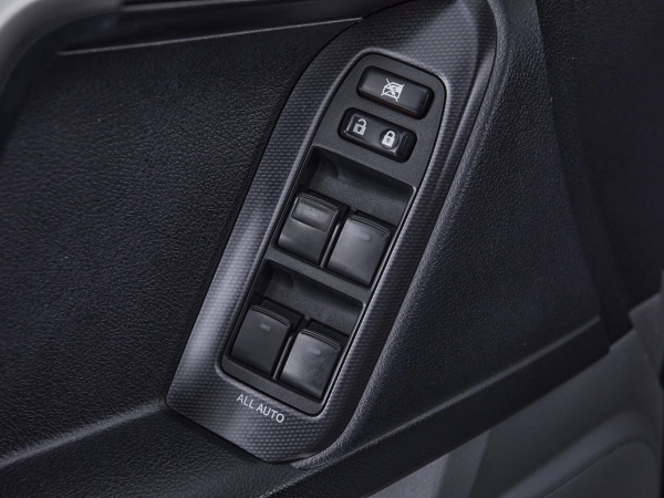 Toyota Land Cruiser Prado, 150 Series фото №13