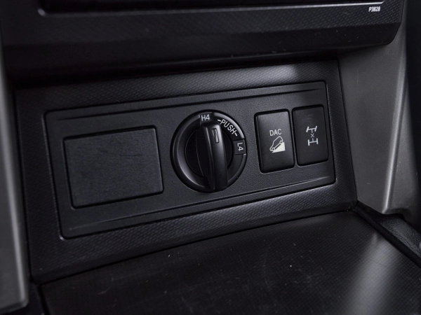 Toyota Land Cruiser Prado, 150 Series фото №17