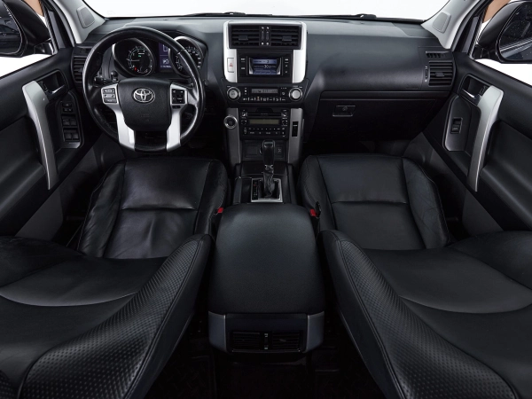 Toyota Land Cruiser Prado, 150 Series фото №8