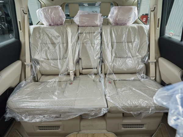 Toyota Land Cruiser, 300 Series фото №24