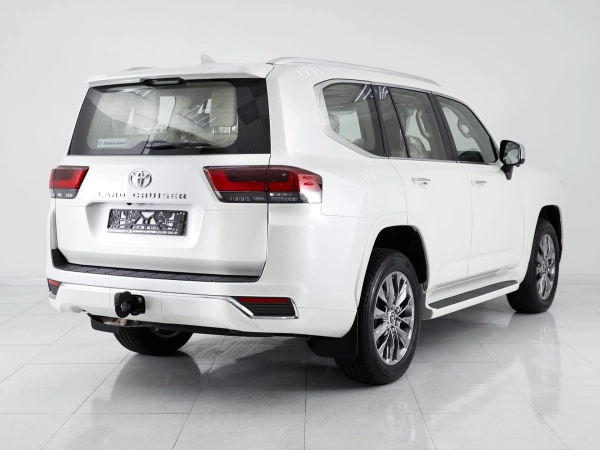 Toyota Land Cruiser, 300 Series фото №4