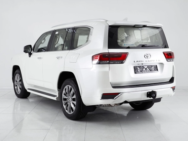Toyota Land Cruiser, 300 Series фото №5