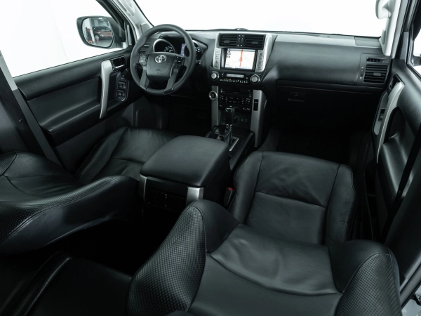 Toyota Land Cruiser Prado, 150 Series фото №10