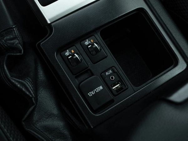 Toyota Land Cruiser Prado, 150 Series фото №14