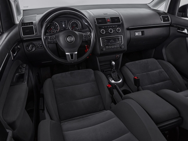 Volkswagen Touran, I Рестайлинг 2 фото №10