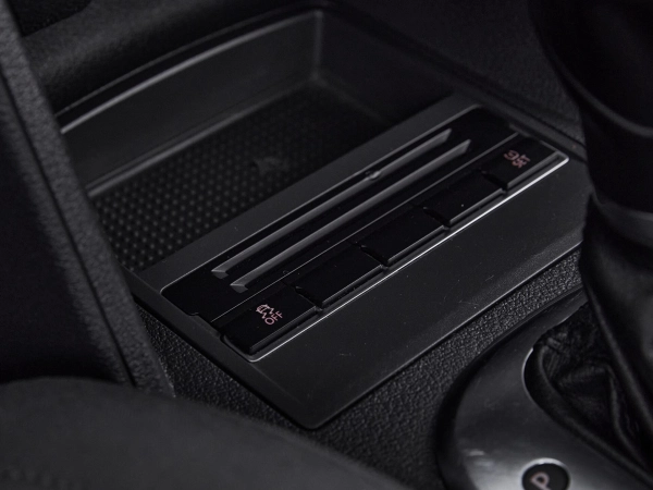 Volkswagen Touran, I Рестайлинг 2 фото №16