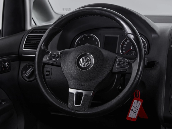 Volkswagen Touran, I Рестайлинг 2 фото №17