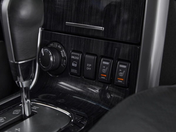 Nissan Pathfinder, III Рестайлинг фото №14