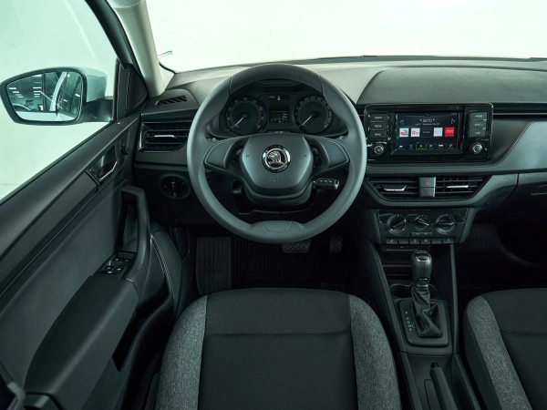 Skoda Rapid, II фото №10