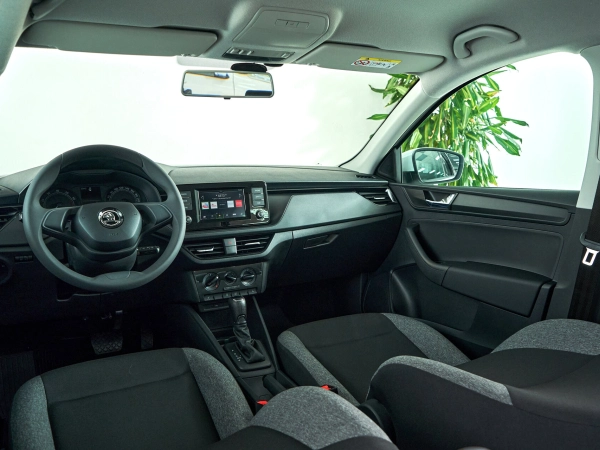 Skoda Rapid, II фото №11
