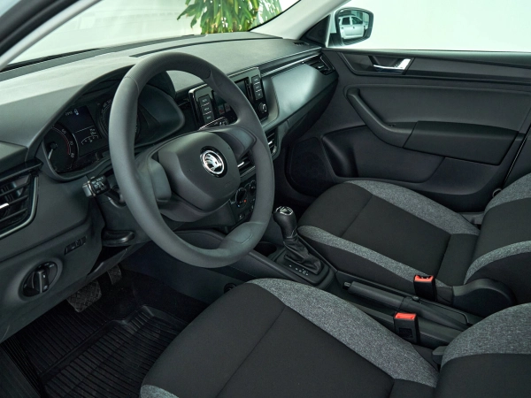Skoda Rapid, II фото №14