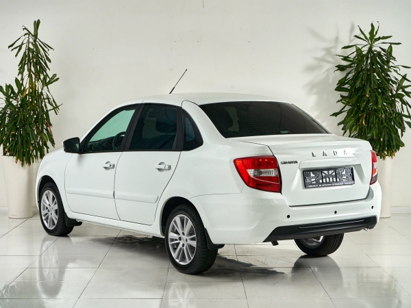 Lada (ВАЗ) Granta, I Рестайлинг фото №4