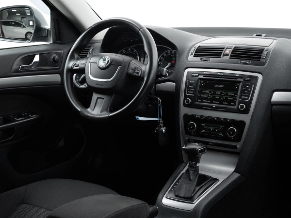Skoda Octavia, II (A5) Рестайлинг фото №10