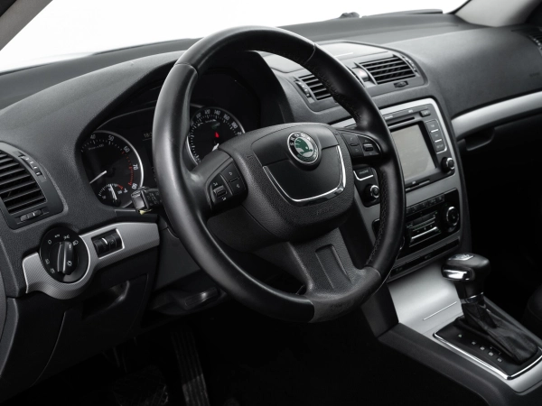Skoda Octavia, II (A5) Рестайлинг фото №11