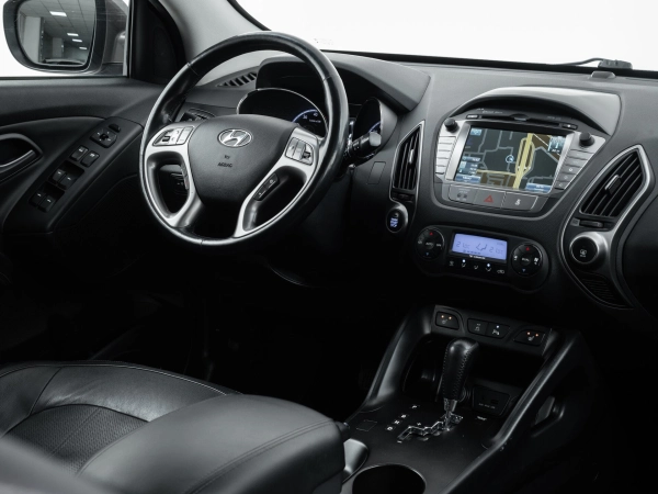 Hyundai ix35, I Рестайлинг фото №10