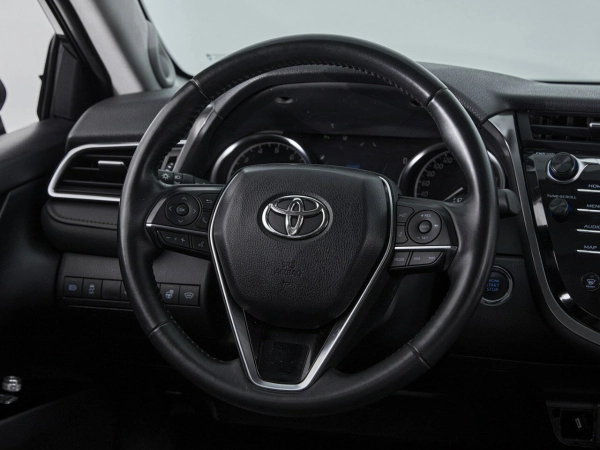 Toyota Camry, VIII (XV70) фото №19