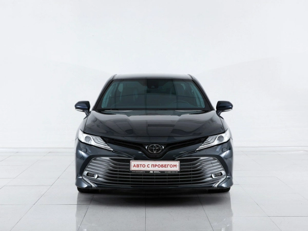 Toyota Camry, VIII (XV70) фото №2