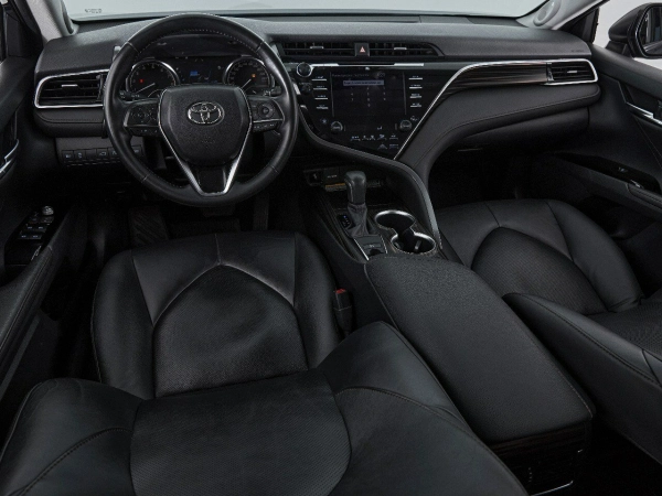 Toyota Camry, VIII (XV70) фото №8