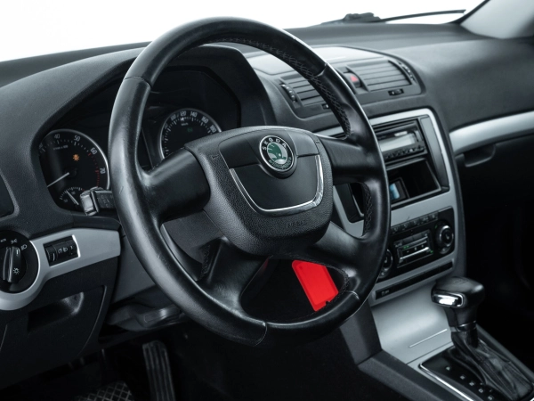 Skoda Octavia, II (A5) Рестайлинг фото №10