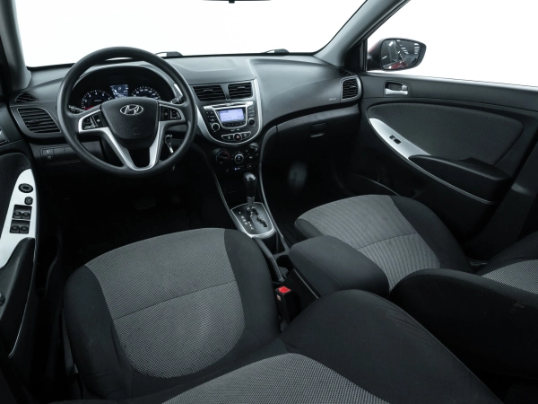 Hyundai Solaris, I фото №8